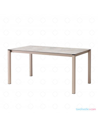 Forenza Extendable Table