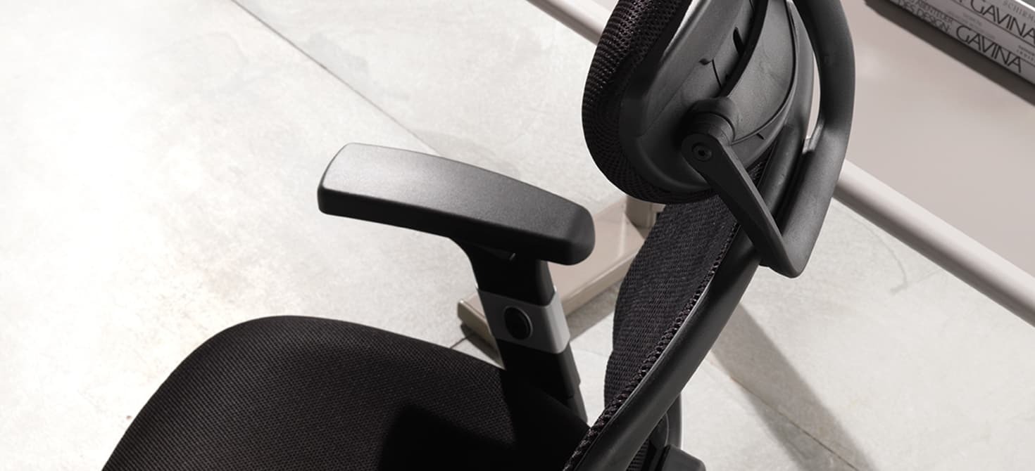 How to adjust the office chair correctly 